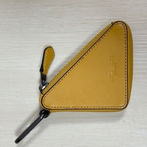 Rare Coach Triangle Leather Coin Purse Keychain